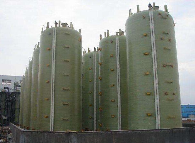 玻璃鋼防腐工程廣泛應用于儲罐
