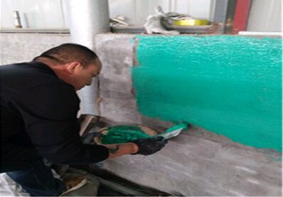 玻璃鱗片膠泥施工現場(chǎng)